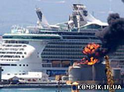 Картинка У порту Гібралтара вибухнула нафтова цистерна