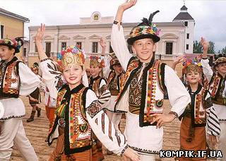 Картинка Івано-Франківськ затанцює народні танці. Міжнародний день танцю